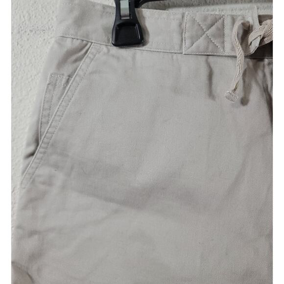 DKNY Tan Beige Flat Front Khaki Shorts Medium Lightweight Soft Drawstring Pocket - Picture 2 of 4